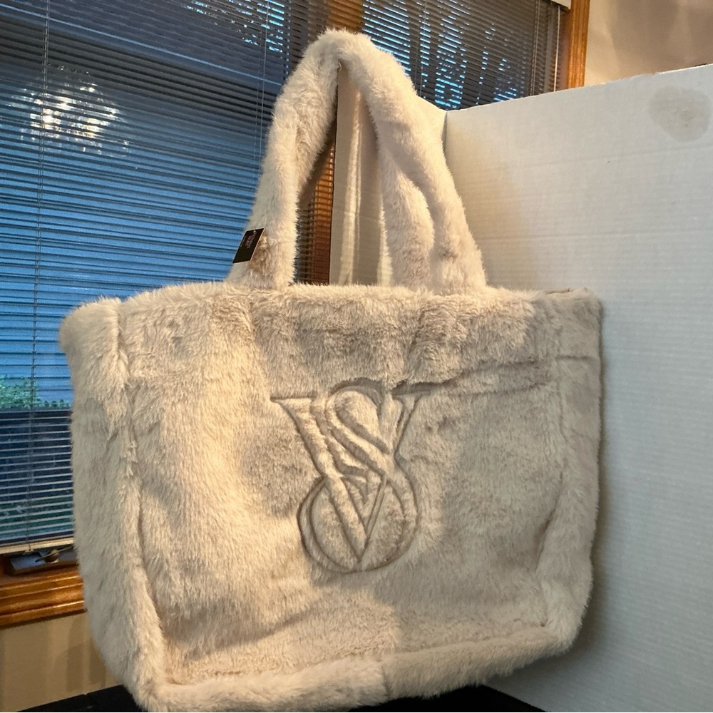 NWT Victoria’s Secret White Cream Faux Fur Large Logo Tote Bag